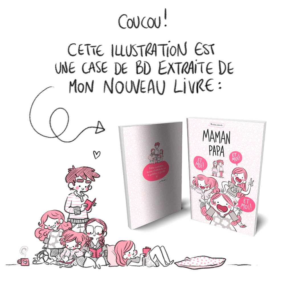 Famille heureuse en train de lire ensemble le même livre "Maman, papa, et moi ! Et moi ! Et moi !", confortablement installés.